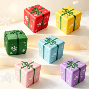 Caja de Regalo Navideña con Diseño de Cubos de Hielo, Juguete Antiestrés de TPR con Relleno de Harina, Juguete Suave de Navidad, Caja de Regalo de Navidad - Product Image 1
