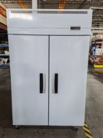 Réfrigérateur commercial à deux portes NE-811-8 en acier inoxydable pour la restauration, la cuisine et les restaurants, refroidissement par air, 980L, numérique