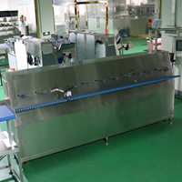 Machine automatique de collation et d'emballage de sachets pour aliments pour animaux de compagnie