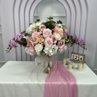 Boule de fleurs roses de style Monet, inspirée de la nature, nouvelle collection DKB Factory, pour demande en mariage, hôtels et anniversaires