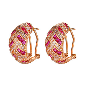 Boucles d'oreilles clous vintage en cuivre plaqué or micro-pavé de zircon rose, bijoux de mode écologiques <span class=keywords><strong>pour</strong></span> un usage quotidien raffiné - Product Image 1