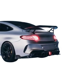 เหมาะสำหรับรถ C-Class C63 Coupe ที่ได้รับการปรับแต่งด้วยสปอยเลอร์หลังคาร์บอนไฟเบอร์ IMP แบบ High Tail Wing พร้อมตัวรองรับแบบเดี่ยว - Product Image 2