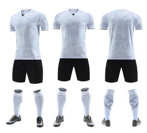 Vente en gros de maillots de football imprimés sur mesure Kits de football Vêtements de sport de conception Survêtement de football Technique teinte par vêtement - Product Image 2