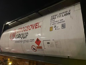 99.95% puro olio di anilina CAS 62-53-3 consegna rapida agente chimico ausiliario - Product Image 5