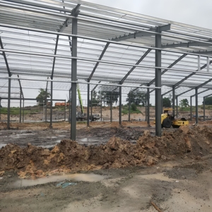 Bâtiments industriels à ossature métallique Structure en acier préfabriquée Entrepôt de self-stockage Bâtiment métallique avec conception personnalisée - Product Image 6