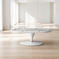 Table de poker de style moderne avec structure en acier inoxydable et revêtement en cuir microfibre, idéale pour les salles de jeux à domicile