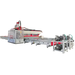 Machine CNC pour le traitement du panneau sandwich en polyuréthane