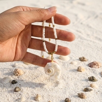 Collier d'été bohème en perles de coquillages naturels blancs, pendentif spirale en coquillage, réglable, fait main, pour vacances à la plage