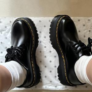 Commercio all'ingrosso della fabbrica 2025 Vintage inglese stile College testa rotonda <span class=keywords><strong>Mary</strong></span> <span class=keywords><strong>Jane</strong></span> singola piattaforma piccole <span class=keywords><strong>scarpe</strong></span> di cuoio delle donne - Product Image 3