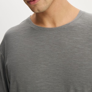 Hot Selling <strong>Basic</strong> Men's Cropped Fit Lightweight Long Sleeve Shirts - Product Image 3