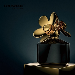 Flacons de Parfum Arabes Noirs de Luxe en Métal de Zinc en Forme de Lune, Vides, de 15ml, 30ml, 50ml, 100ml avec Boîte - Product Image 3