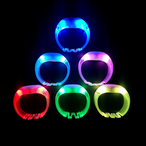 Pulseras Led recargables por USB para eventos Control remoto Dmx Pulsera Led Pulsera iluminada para eventos deportivos - Product Image 2