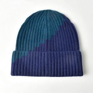 Bonnet tricoté bicolore à revers pour femmes et hommes, chaud et élégant pour l'hiver, vente en gros - Product Image 6