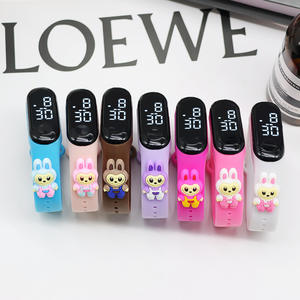 Venta <span class=keywords><strong>directa</strong></span> de fábrica del sudeste asiático transfronterizo para Labubos, muñeca de dibujos animados, reloj electrónico resistente al agua, promociones de estilo fresco - Product Image 3