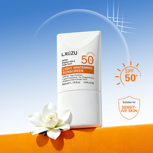 <span class=keywords><strong>Crema</strong></span> <span class=keywords><strong>Solare</strong></span> <span class=keywords><strong>Viso</strong></span> Premium SPF50 Plus Schiarente e Illuminante Protezione UV Antiage <span class=keywords><strong>Idratante</strong></span> Leggera - Product Image 6