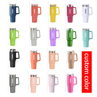 Vente en gros de tasse de voyage en acier inoxydable à double paroi de 40 oz gobelet avec logo personnalisé avec couvercles gobelets cadeaux en métal au design minimaliste