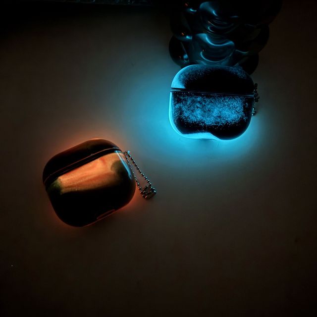 Stylish Lightweight TPU PC Earphone Case for Pro 2 Luminous Quicksand Design Eco-Friendly Anti-Lost Features Keychain