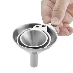 Conjunto de 3 Funis Pequenos de Aço Inoxidável para Cozinha, Vários Tamanhos, Ferramenta de Metal, Gadget de Cozinha para Garrafa e Lata - Product Image 6