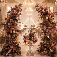 Ensemble d'arches florales décoratives Bloom Floral Pink, toile de fond florale, centre de table, fleurs d'allée pour la décoration d'événements
