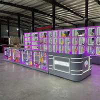Présentoir en verre Game City Arcade Plush Toy Store Vitrine Doll Counter Showcase Modern Claw Gift Shop Display Case