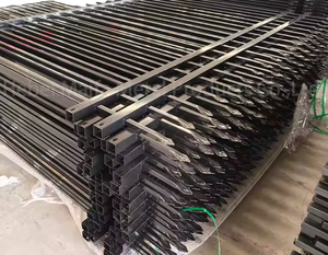 Clôture de sécurité élégante <span class=keywords><strong>en</strong></span> acier, design raffiné, produit haut de gamme dans la catégorie des clôtures, treillis et portails - Product Image 1