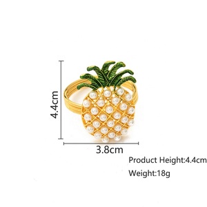 IN MAGAZZINO Ananas con Perla Verde Foglia di Metallo Fatti A Mano IN Ottone Carino Stagione Calda Anello di Tovagliolo Per La Primavera Estate Stagione - Product Image 2