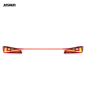 Feux arrière LED pleine largeur Jushun Lexus 12V Rouge Noir Version RGB Clignotant séquentiel Feux de jour - Product Image 2