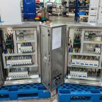 Boîtier de distribution d'énergie sur mesure Chengcheng PDG 415V 160A en acier robuste avec verrou hybride IP60 pour une alimentation électrique stable