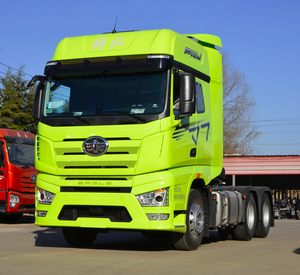 Meilleur <span class=keywords><strong>prix</strong></span> Nouveau camion tracteur FAW J7 Diesel Transmission automatique 12 vitesses Suspension pneumatique Caméra arrière Euro 5 550 CV Conduite à gauche 6x4 - Product Image 1