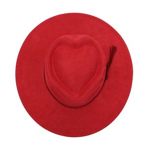 Chapeau Fedora décontracté à large bord avec couronne en forme de cœur pour la promotion des sports et des jeux - Product Image 1