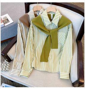 I-0687 Camicia Verde a Righe con Sciarpa, Nuovo Stile Coreano per <span class=keywords><strong>Donna</strong></span>, Cardigan a Maniche Lunghe Vestibilità Ampia per Inizio Autunno - Product Image 1