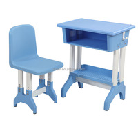Mobilier scolaire coloré et bon marché tables et chaises de salle de classe en plastique hotsale écolier étudiant étagère bureau et chaise
