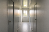 Maison préfabriquée modulaire en panneaux d'acier à assemblage rapide, trois étages, avec balcon, dortoir pour travailleurs, 60 pieds, garantie 5 ans