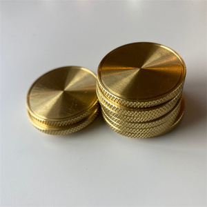 Pièce vierge en laiton usinée CNC, moletée diamant, pour gravure artisanale DIY - Product Image 1