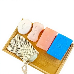 Sac en filet biodégradable en coton naturel et biologique avec cordon de serrage pour savon de douche, carré, moderne, pour salle de bain - Product Image 3