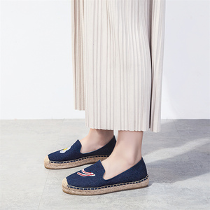 Espadrillas da Donna in Tela con Ricamo a Tema Cibo, Motivo Solido, Antiscivolo, Traspiranti, con Suola Spessa, Slip-On - Product Image 3