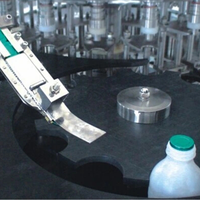 Ligne de production de remplissage d'eau minérale pure de haute technologie 2000 ~ 10000 litres par heure/Machine d'embouteillage d'eau de table à lait automatique