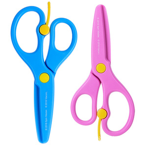 Deli 6075 Scissors Rounded Blades All Plastic Elastic Design Cartoon Style For Kids <b>Paper</b> Crafting - Product Image 4