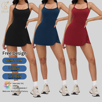 Rok Yoga Wanita Bermotif Ringan dengan Punggung Terbuka, Celana Pendek Anti Tembus Pandang yang Elastis, Bernapas, Melindungi dari Sinar UV, Gaun Tenis Kasual