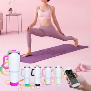 Entrepôt USA – Lot de 20 gobelets haut-parleurs sans fil en acier inoxydable blanc de 40 oz avec poignée, pour sublimation - Product Image 1