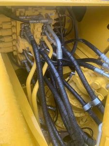 Excavadora sobre orugas Komatsu PC220 22T usada de Japón, venta de excavadora de segunda mano con bomba y engranaje de componentes principales - Product Image 6