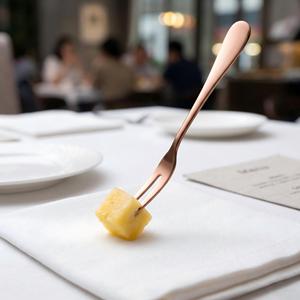 Fourchettes à fruits créatives en acier inoxydable pour la maison, hôtel, restaurant, vaisselle de dessert, gâteau, finition miroir Guangdong - Product Image 6