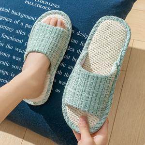 Pantuflas de dormitorio para mujer con punta abierta, nueva línea Eva, espuma viscoelástica y amortiguación, antideslizantes para invierno y otoño - Product Image 4