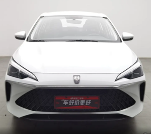 2023 Roewe I5 30k kilométrage berline compacte à <span class=keywords><strong>essence</strong></span> véhicule à engrenages manuels voitures d'occasion même moteur de MG5 pas cher <span class=keywords><strong>prix</strong></span> réel - Product Image 2