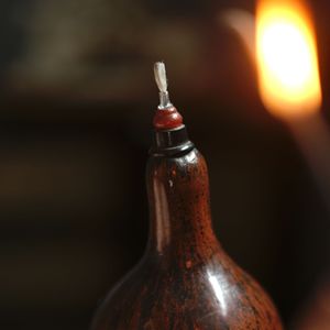 Lámpara de Aceite de Calabaza Hecha a Mano, Material Natural, Forma Irregular, para Iluminación, Ceremonias Religiosas, Origen Anji - Product Image 3