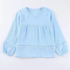 Traje holgado para niñas elegante bohemio azul cielo algodón muselina cuello en V linterna manga larga diseño hueco blusa básica Tops - Product Image 1