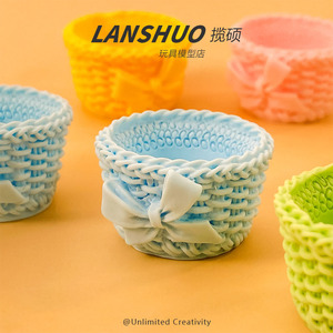 ตะกร้าสานเรซิ่นพลาสติกหลากสีพร้อมโบว์ วัสดุงานฝีมือ DIY สำหรับทำพวงกุญแจ - Product Image 5