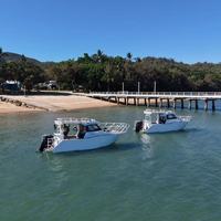 Perahu Nelayan Laut Aluminium Deep V Predator Kabin Terbuka Mesin Tempel Cepat Kapal Pesiar Aluminium 7.2 Meter Sport