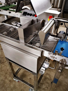 เครื่องขยายสายพานลำเลียงช็อคโกแลตสายพานลำเลียงสำหรับเค้กขนาดเล็กเคลือบสารหล่อเย็นขนาดเล็ก - Product Image 5