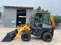 2025 nouvelle livraison gratuite Mini 4x4 pelle rétrocaveuse petits chargeurs 3.5Ton CE certifié chargeuse-pelleteuse pour l'excavation